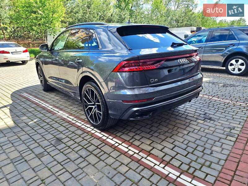 Внедорожник / Кроссовер Audi Q8 2020 в Ивано-Франковске