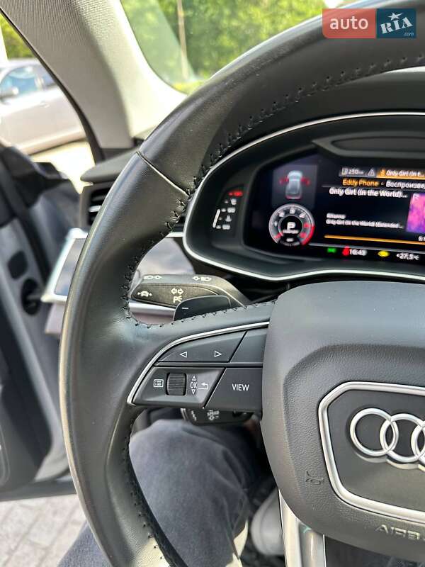 Внедорожник / Кроссовер Audi Q8 2018 в Киеве