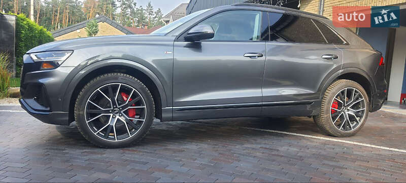 Внедорожник / Кроссовер Audi Q8 2019 в Киеве