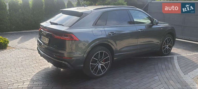 Внедорожник / Кроссовер Audi Q8 2019 в Киеве