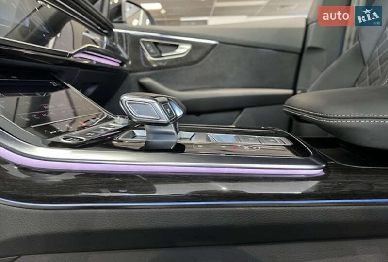 Внедорожник / Кроссовер Audi Q8 2023 в Ужгороде фото 23 Внедорожник / Кроссовер Audi Q8 2023 в Ужгороде