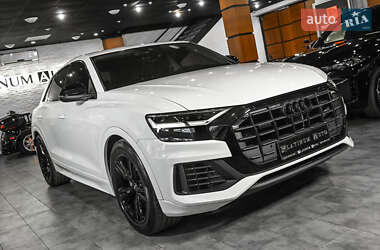 Внедорожник / Кроссовер Audi Q8 2018 в Ужгороде