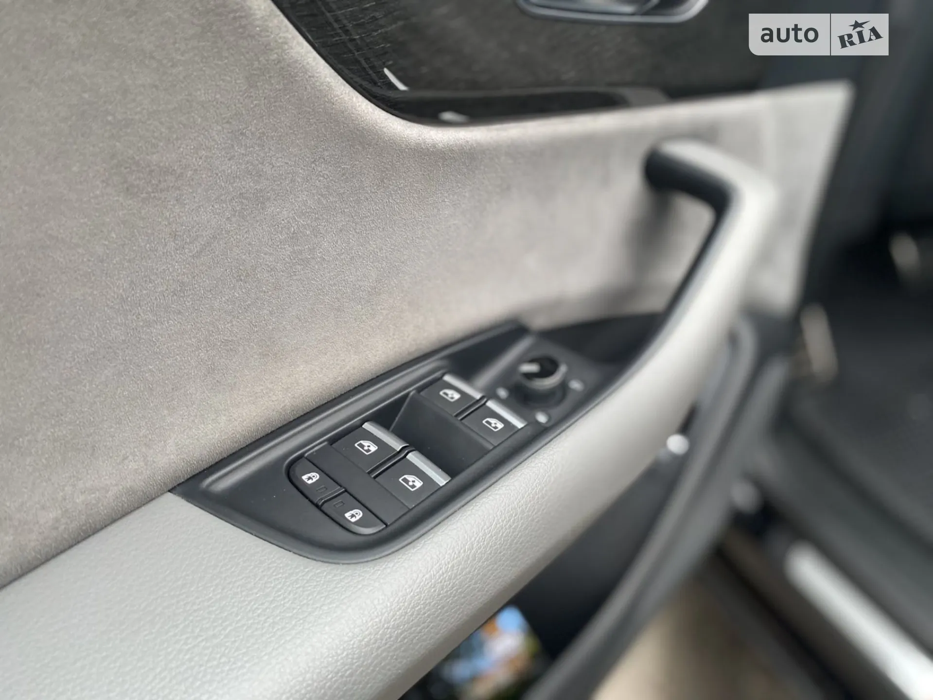 2020 Audi Q8 - мініатюра 20