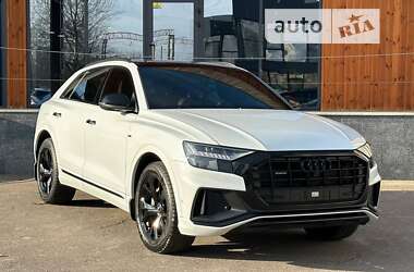 Позашляховик / Кросовер Audi Q8 2021 в Києві