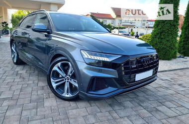 Внедорожник / Кроссовер Audi Q8 2022 в Львове