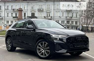 Внедорожник / Кроссовер Audi Q8 2024 в 