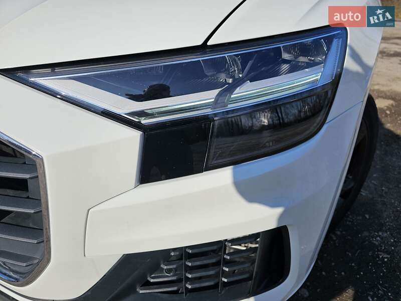 Внедорожник / Кроссовер Audi Q8 2018 в Тернополе