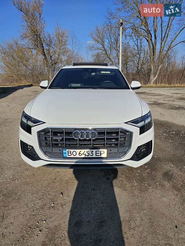 Внедорожник / Кроссовер Audi Q8 2018 в Тернополе