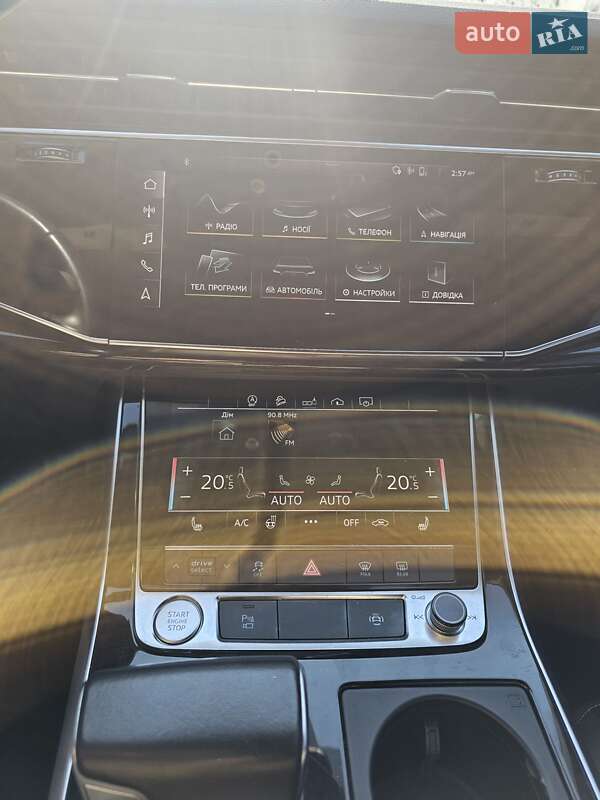 Внедорожник / Кроссовер Audi Q8 2018 в Тернополе