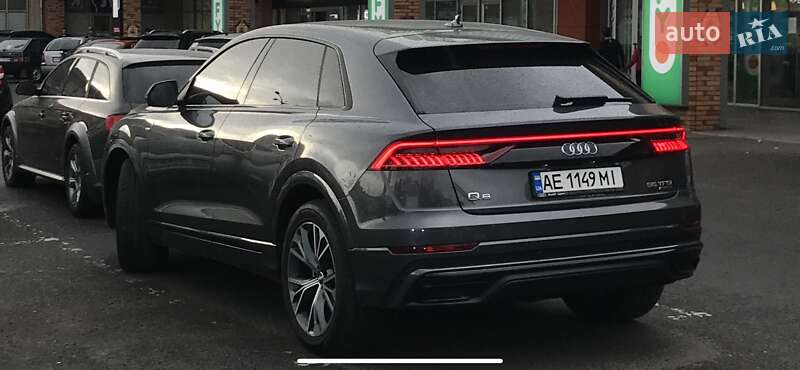 Внедорожник / Кроссовер Audi Q8 2020 в Кривом Роге