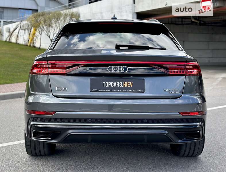 Позашляховик / Кросовер Audi Q8 2019 в Києві