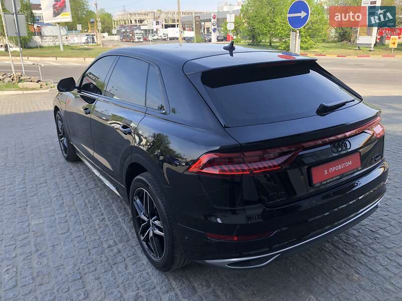 Внедорожник / Кроссовер Audi Q8 2018 в Днепре