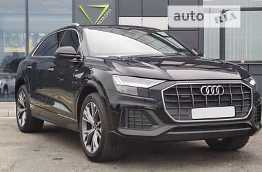 Внедорожник / Кроссовер Audi Q8 2020 в Киеве