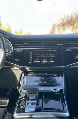 Позашляховик / Кросовер Audi Q8 2019 в Ковелі
