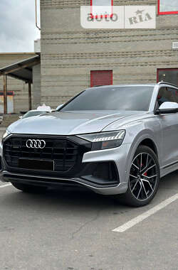 Внедорожник / Кроссовер Audi Q8 2020 в 