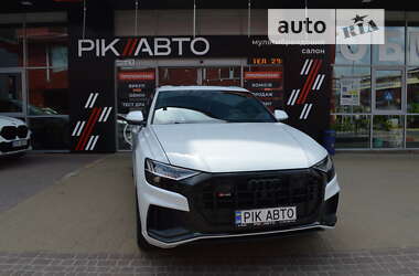 Позашляховик / Кросовер Audi Q8 2020 в Львові