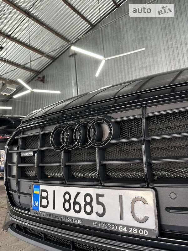 Внедорожник / Кроссовер Audi Q8 2022 в Полтаве