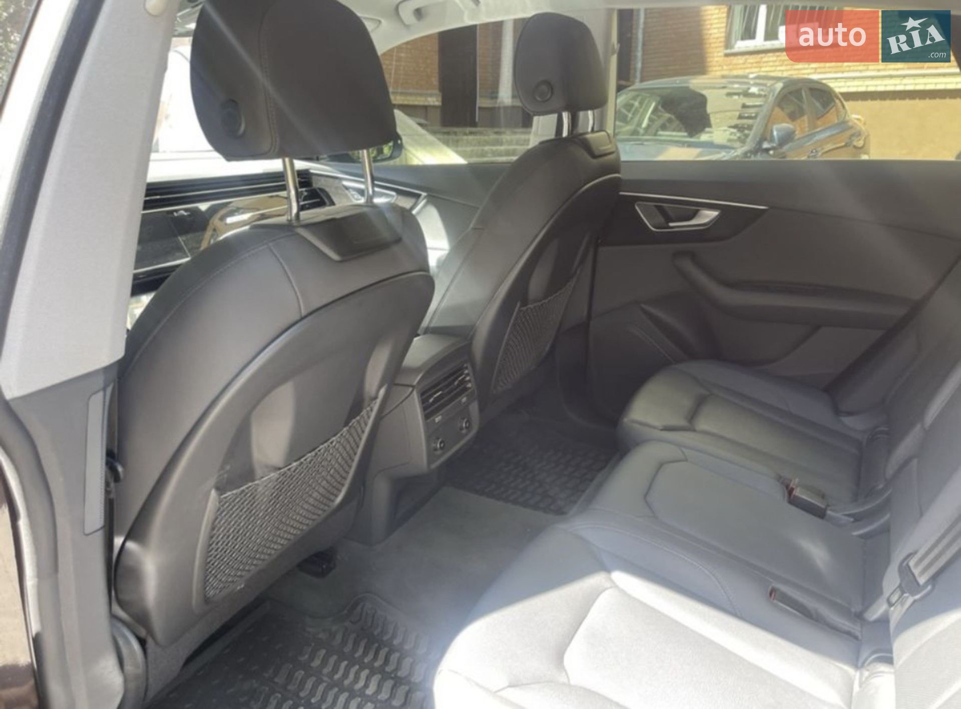 2020 Audi Q8 - мініатюра 4