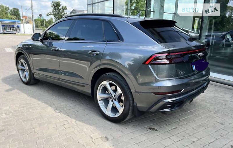 Внедорожник / Кроссовер Audi Q8 2018 в Тернополе