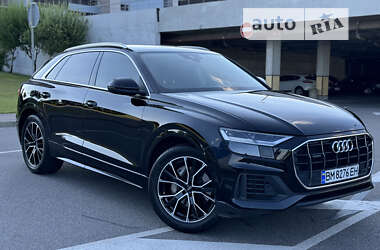 Позашляховик / Кросовер Audi Q8 2018 в Києві