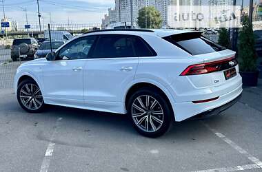 Позашляховик / Кросовер Audi Q8 2019 в Києві