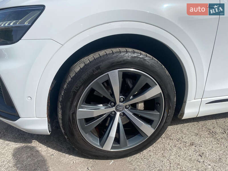 Позашляховик / Кросовер Audi Q8 2019 в Запоріжжі фото 38 Позашляховик / Кросовер Audi Q8 2019 в Запоріжжі
