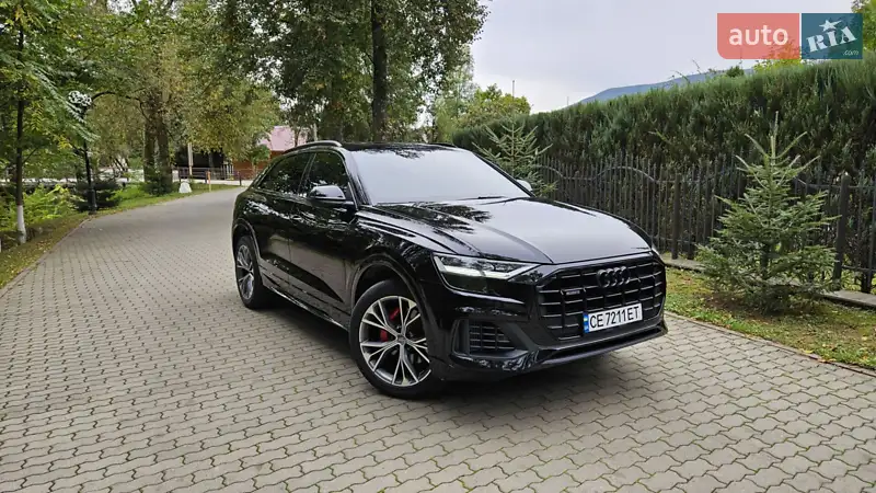 Внедорожник / Кроссовер Audi Q8 2019 в 