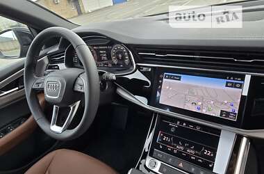 Позашляховик / Кросовер Audi Q8 2024 в Києві