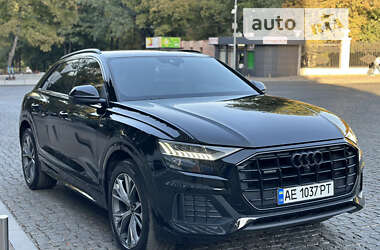 Позашляховик / Кросовер Audi Q8 2021 в Дніпрі