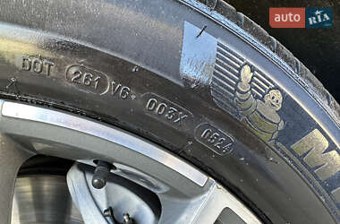 Внедорожник / Кроссовер Audi Q8 2020 в 
