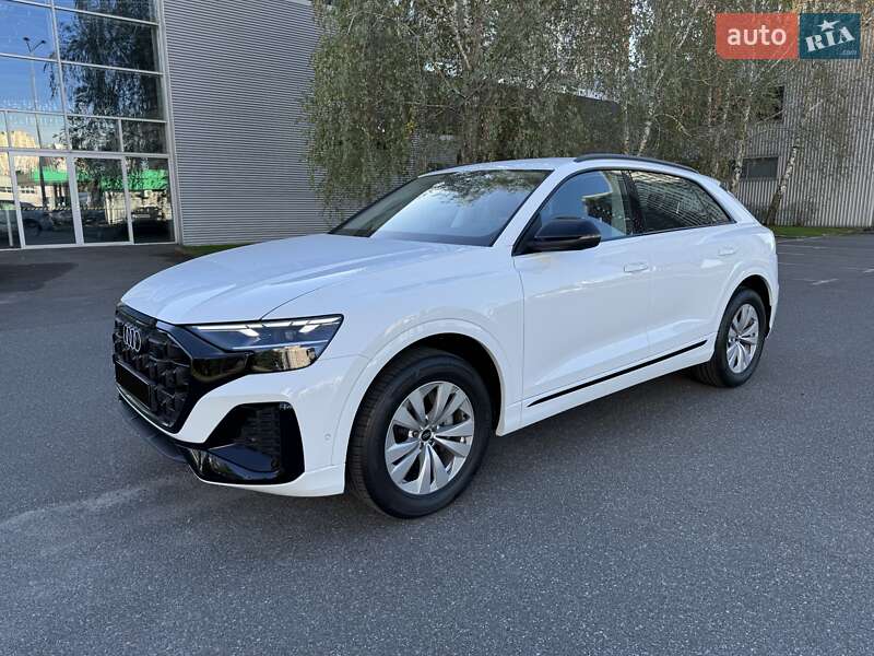 Позашляховик / Кросовер Audi Q8 2024 в Києві