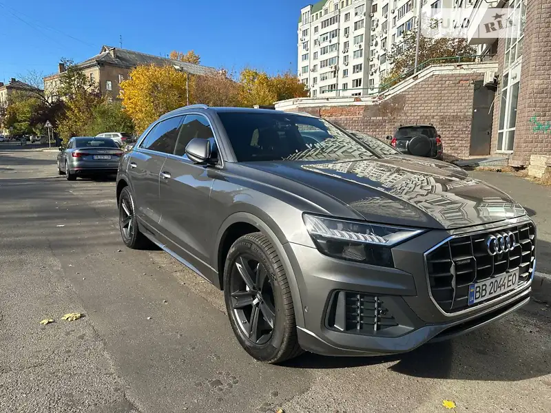 Audi Q8 2020