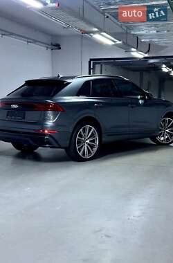 Позашляховик / Кросовер Audi Q8 2023 в Києві