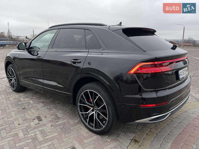 Внедорожник / Кроссовер Audi Q8 2021 в Харькове фото 43 Внедорожник / Кроссовер Audi Q8 2021 в Харькове