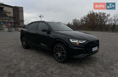 Позашляховик / Кросовер Audi Q8 2021 в Харкові