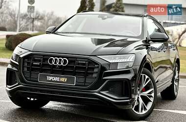 Внедорожник / Кроссовер Audi Q8 2018 в Киеве