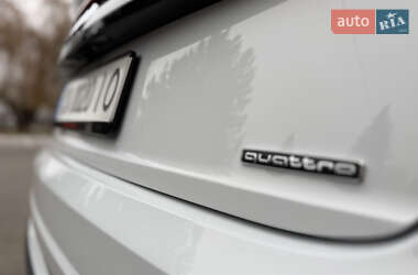 Внедорожник / Кроссовер Audi Q8 2021 в 