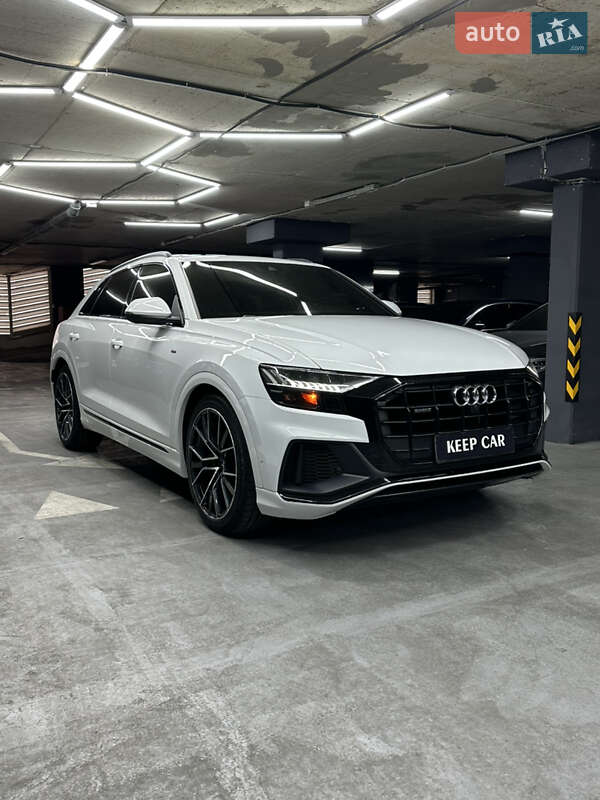 Позашляховик / Кросовер Audi Q8 2018 в Одесі