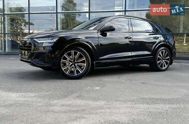 Внедорожник / Кроссовер Audi Q8 2019 в 