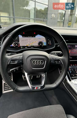 Внедорожник / Кроссовер Audi Q8 2019 в 