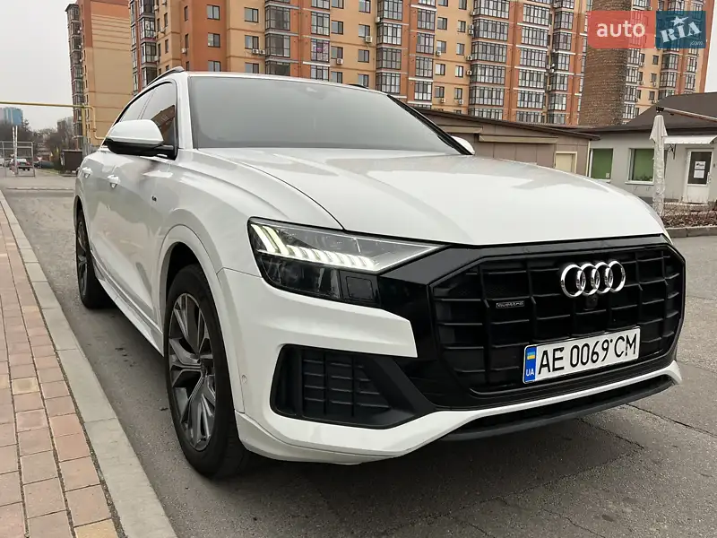 Audi Q8 2022