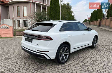 Внедорожник / Кроссовер Audi Q8 2021 в Черновцах