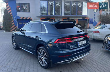 Позашляховик / Кросовер Audi Q8 2019 в 