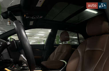 Позашляховик / Кросовер Audi Q8 2019 в 