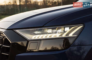 Внедорожник / Кроссовер Audi Q8 2019 в 