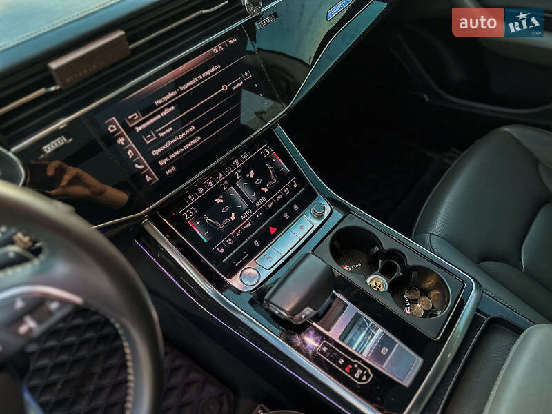 Внедорожник / Кроссовер Audi Q8 2019 в Ивано-Франковске