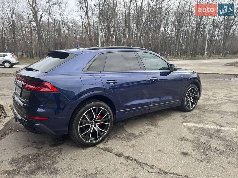 Внедорожник / Кроссовер Audi Q8 2020 в Днепре фото 5 Внедорожник / Кроссовер Audi Q8 2020 в Днепре