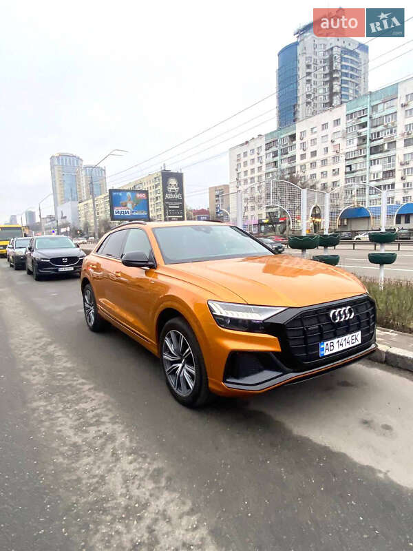 Внедорожник / Кроссовер Audi Q8 2020 в Киеве