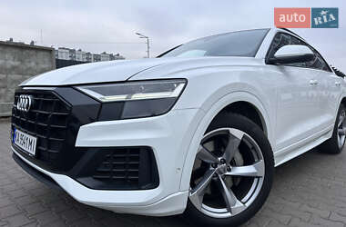 Позашляховик / Кросовер Audi Q8 2018 в Києві