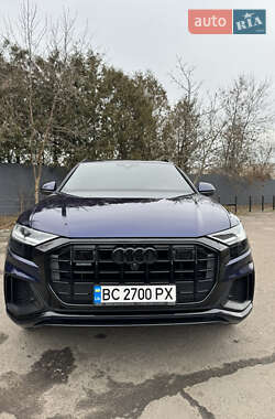 Позашляховик / Кросовер Audi Q8 2018 в Львові